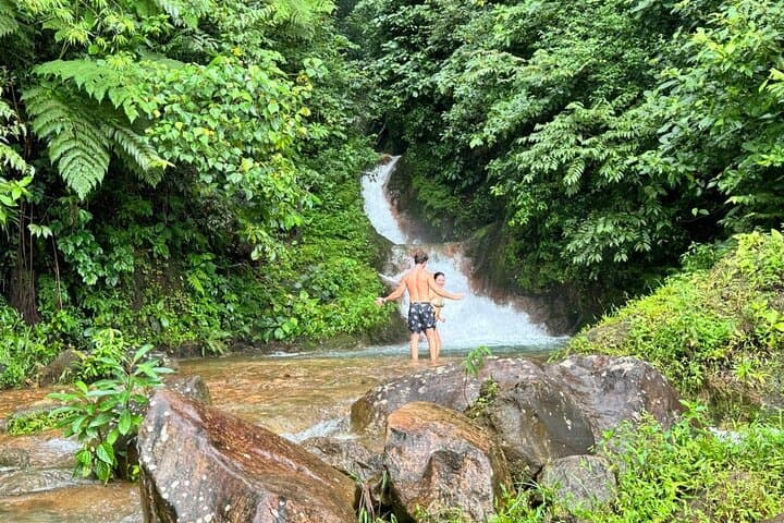 Miravalles Expedition: Horseback Riding, Waterfalls & Volcanic Hot Springs