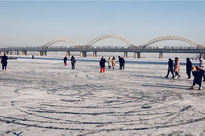 Harbin Songhua River Winter Walk & Ice Swimming Show (3-Hour Tour) photo 3