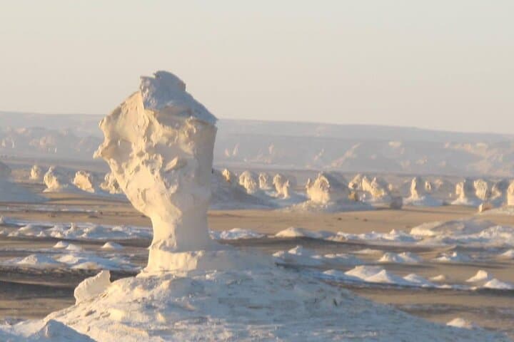 3-Day Bahariya Oasis and White/Black Desert Overland Adventure from Cairo