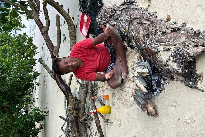Koh Lipe Private Fishing, BBQ, Sashimi & Snorkeling Boat Tour photo 2