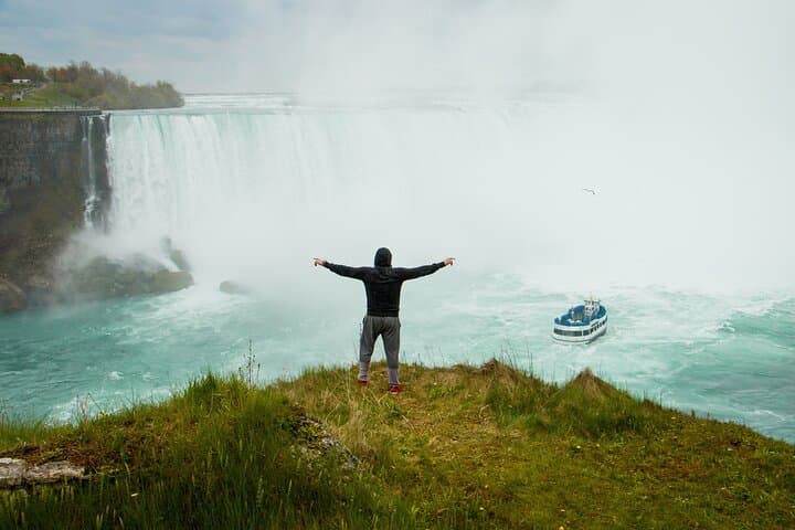 Historic Walking Tour of Niagara Falls State Park - Private 90-Minute Guide
