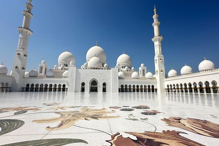 Private Sheikh Zayed Grand Mosque Tour from Dubai — Insider Guide to Abu Dhabi’s White Marble Masterpiece photo 6