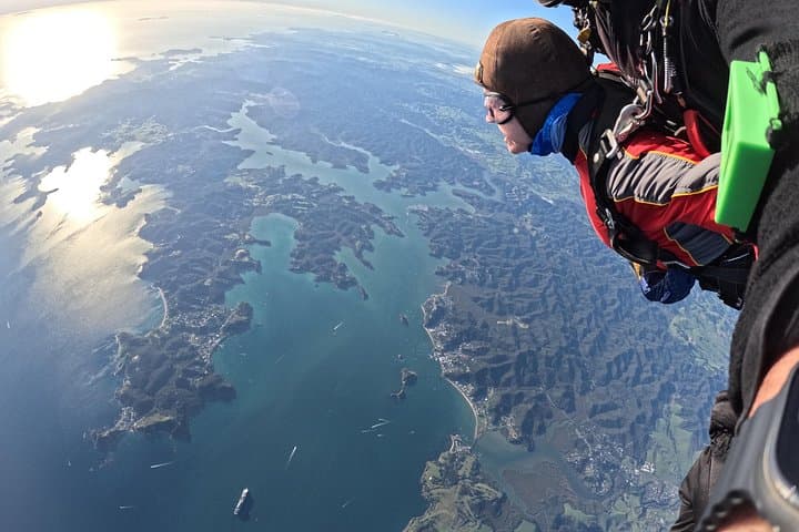 Bay of Islands 9,000ft Skydive — Tandem Jump Over 144 Islands photo 2