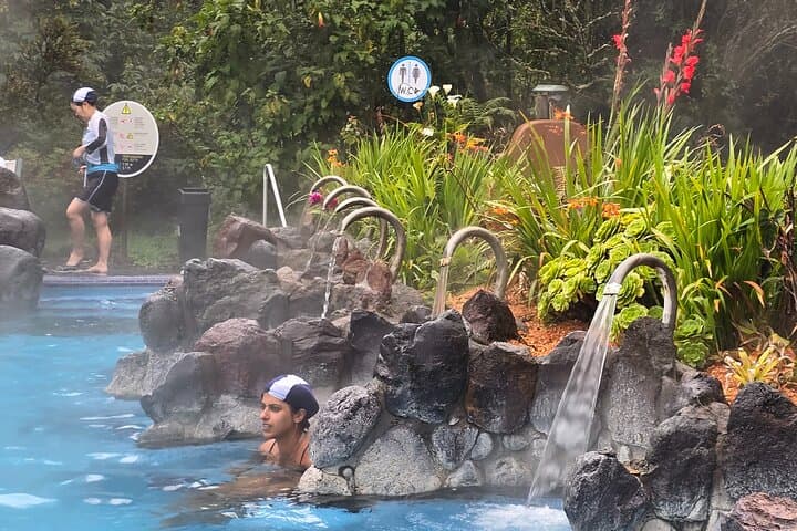 Papallacta Hot Springs & Ecuador Roses Farm: Day Trip from Quito
