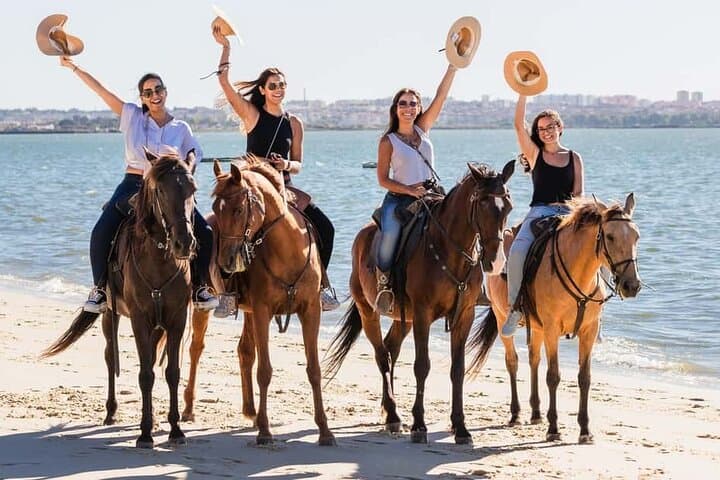 Private Horseback Ride & Hillside Sightseeing from Ocho Rios