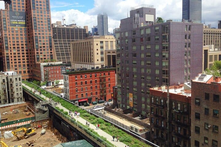 Two-Hour High Line, Hudson River & Chelsea Walking Tour — NYC Highlights