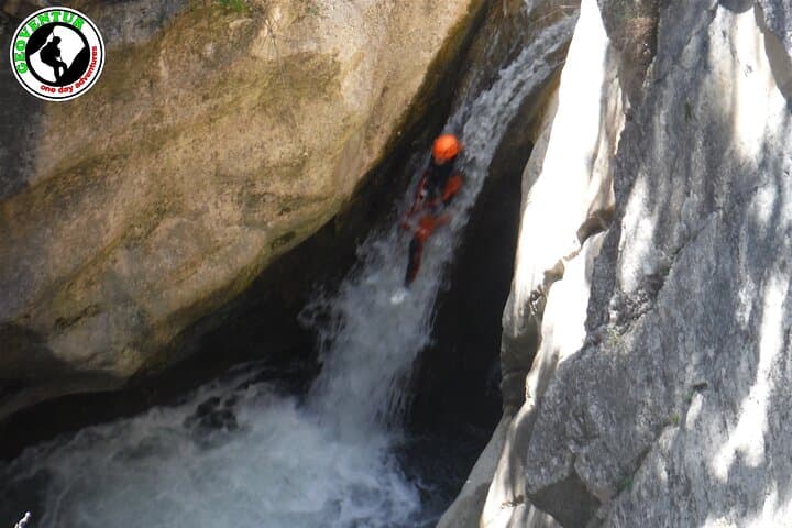 Canyoning in Teruel: Maestrazgo Ravine Adventure photo 4