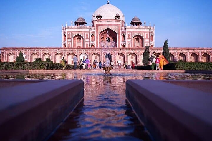 Two-Day Delhi Highlights: Heritage, Markets & Modern City Life