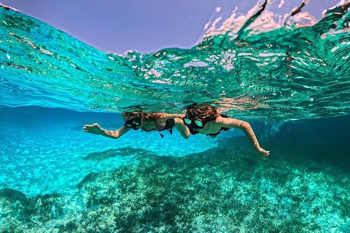 Private Yacht Cruise in Cancun: 4-Hour El Meco Snorkel, Lunch & Open Bar photo 4