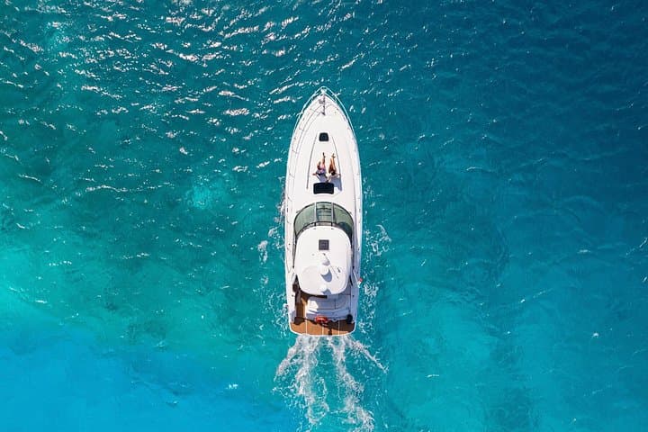 Private Yacht Snorkel in Cozumel: Half-Day Yacht Trip with Lunch & Open Bar photo 1