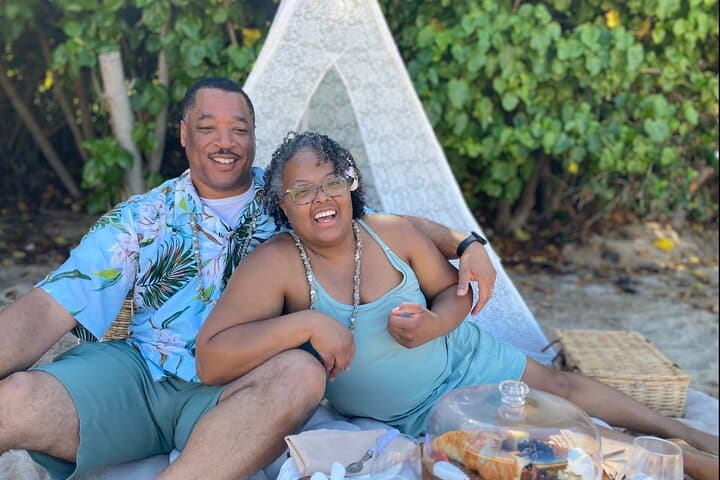 Private Breakfast Charcuterie on a Hidden Maui Beach with Photos photo 5