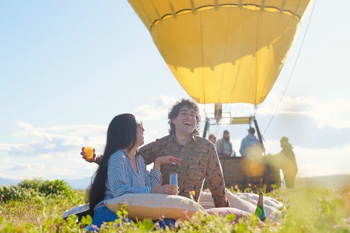 Private Sunrise Hot Air Balloon Flight Over Temecula Valley Wine Country photo 4
