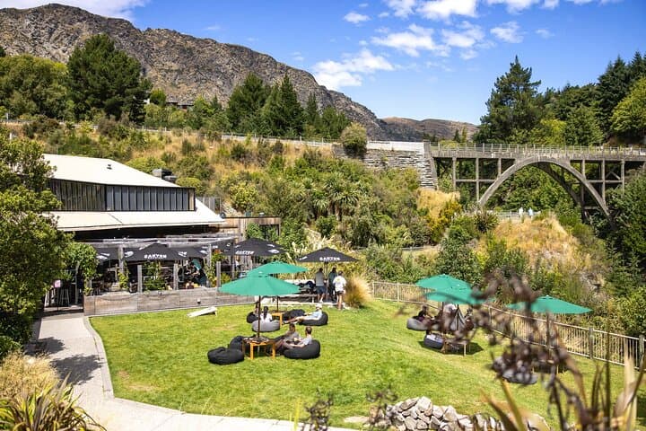 Queenstown Gin, Wine & Beer Tour — Small-Group Tastings with Alpine Views photo 2