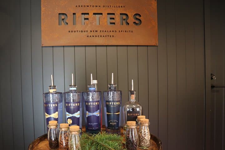 Queenstown Gin, Wine & Beer Tour — Small-Group Tastings with Alpine Views photo 6