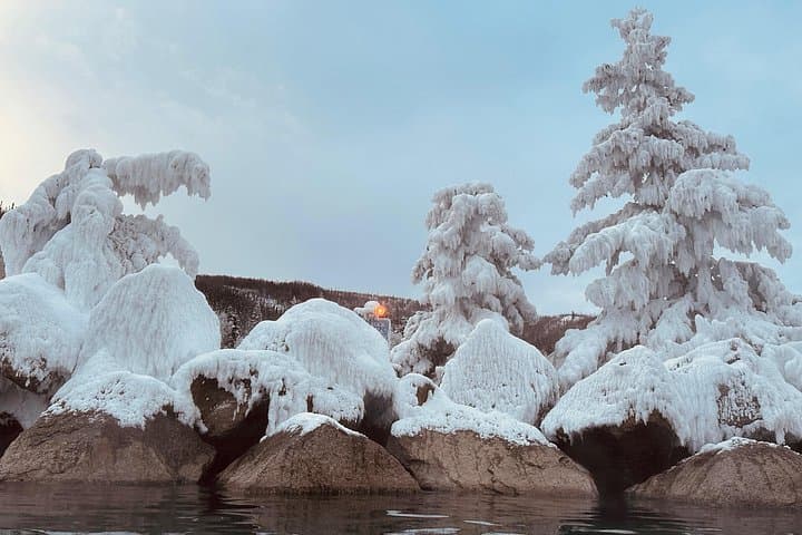 Chena Hot Springs Day Trip from Fairbanks — Soak, Ice Museum & Northern Lights Potential photo 4