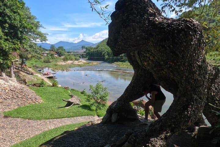 Nha Trang to Da Lat Day Trip: Cable Car, Datanla Waterfall & Lam Vien Square photo 3