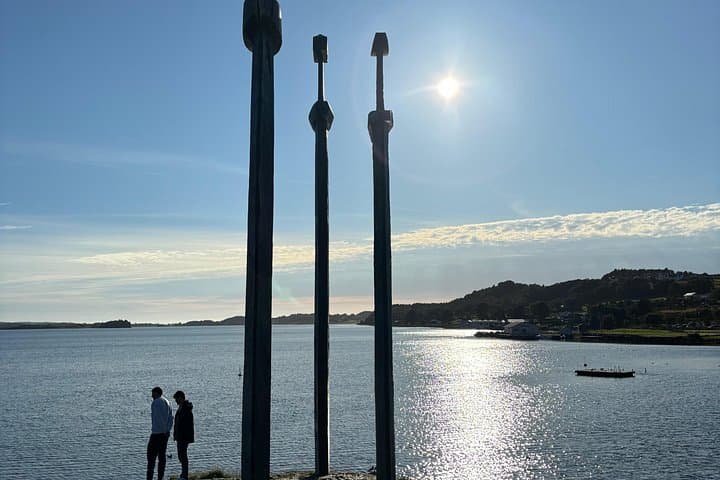 Stavanger Fjord Bike Tour to the Three Swords: Coastal Ride & City Sights