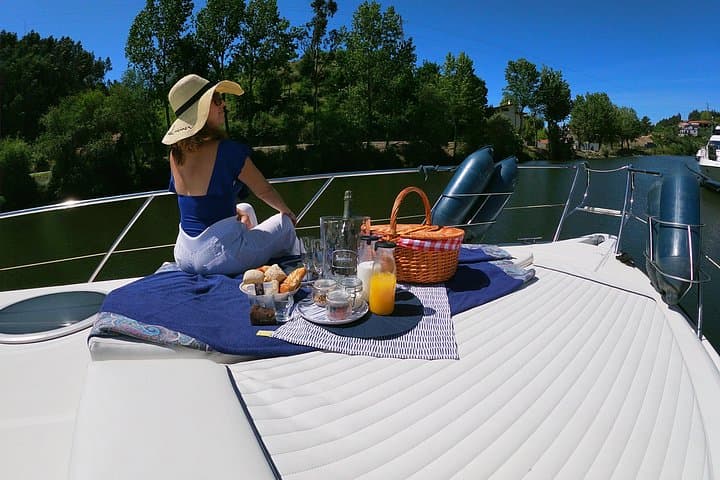 Douro River Private Wine Tasting: Boat Tour with Traditional Portuguese Dishes photo 1