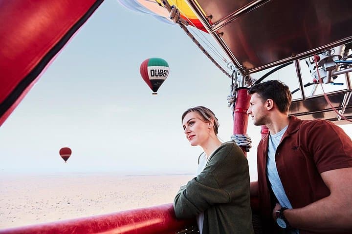 Dubai Hot Air Balloon Sunrise Flight with Falcon Demo and Transfers photo 4