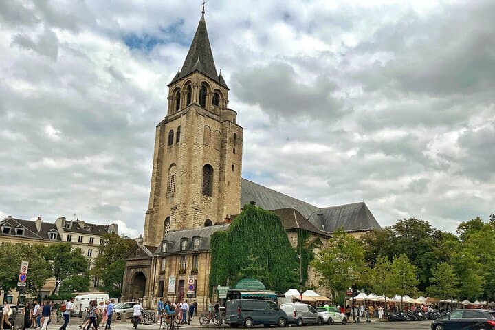 Paris Private Guided Tour: Saint-Germain, Eiffel Tower Summit & Seine Lunch Cruise photo 2
