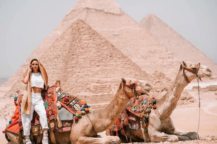 Giza Pyramids: Quad Bike Sunset, Camel Ride & Nile Dinner Cruise