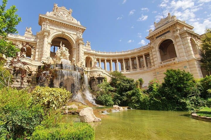 Private Marseille Sightseeing Tour with Driver — Notre-Dame de la Garde, Les Goudes & Coastal Corniche