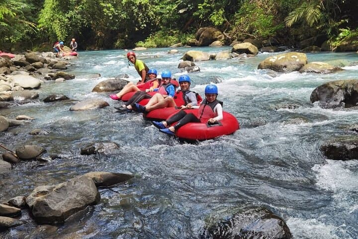 Río Celeste Combo: Tubing and Horseback Ride to Tenorio’s Celestial River photo 4
