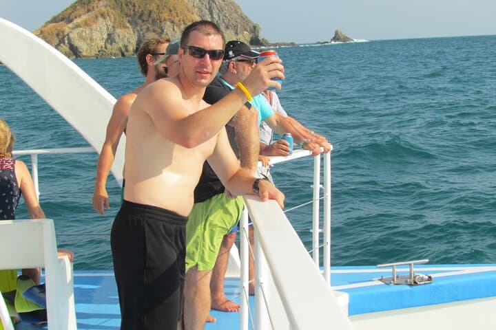 Quepos Catamaran & Snorkel Cruise to Manuel Antonio — Marine Wildlife, Sunset & Lunch photo 3