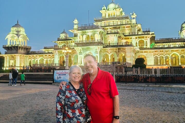 Jaipur Night Tour: Private Open-Jeep Sunset Views, Dinner & Drinks photo 6