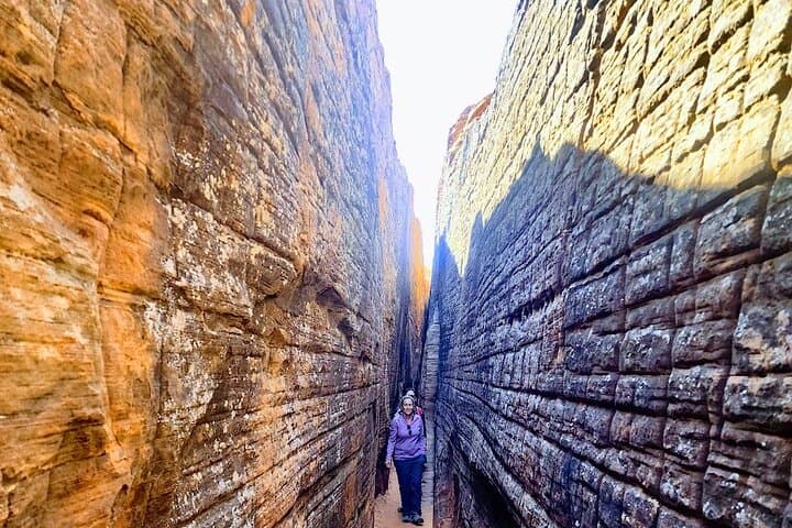 Secret Petroglyphs Hike in Snow Canyon: Slot Canyons & Rock Art photo 1