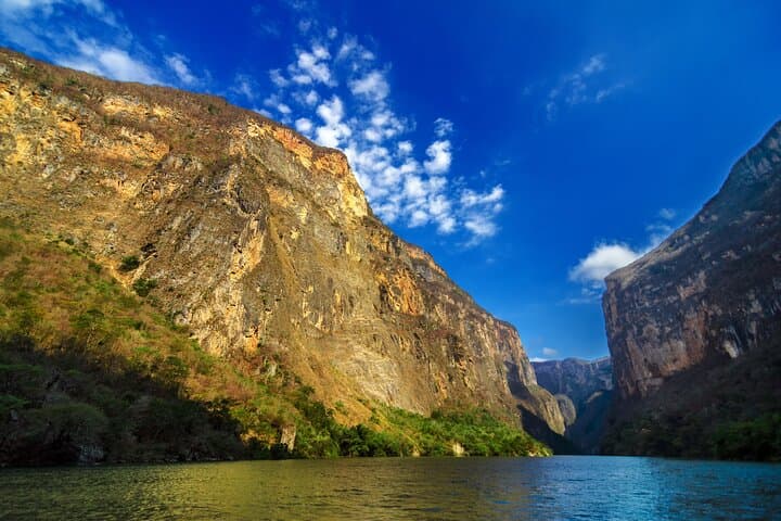 Sumidero Canyon Boat Tour & Chiapa de Corzo Day Trip from San Cristóbal