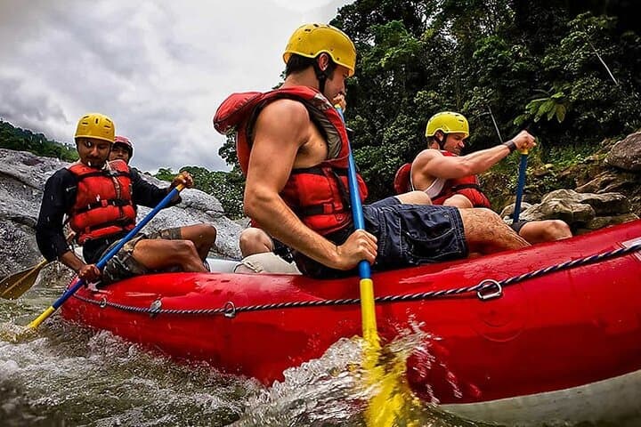 Incredible Rafting on Río Cangrejal: Class III–IV Whitewater Near La Ceiba