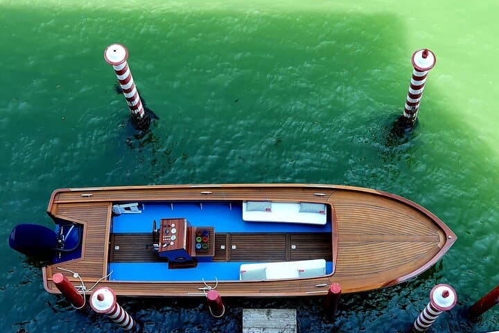 Private Venice Boat Tour: Canals, Giudecca & Sunset History Cruise