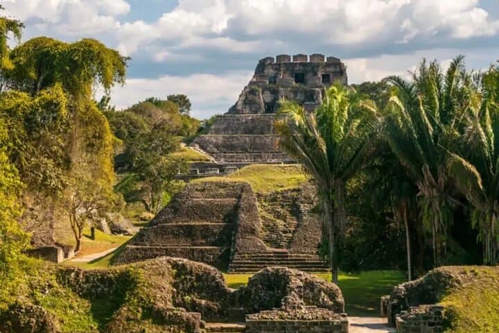 Cave Tubing and Xunantunich Combo: San Ignacio Underground River and Maya Ruins photo 6