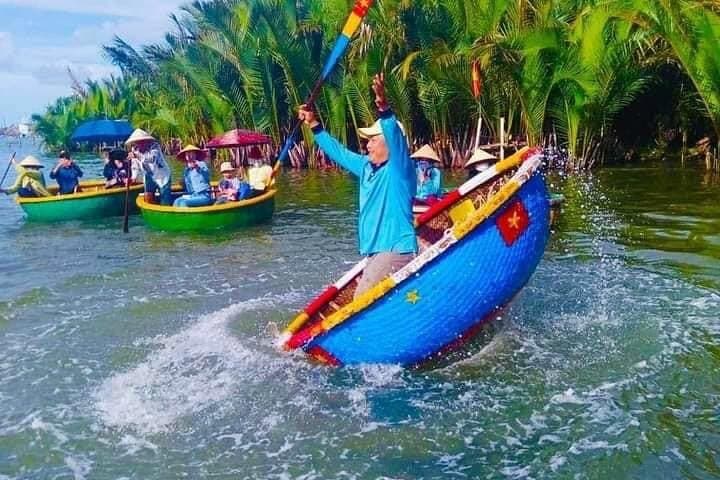 Hoi An Coconut Forest & Lantern Cruise: Ancient Town Walking Tour photo 5