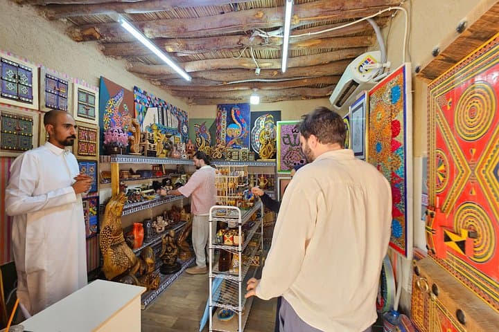 Qassim Province Camel & Dates Private Day Tour — Buraydah and Unaizah Markets photo 3
