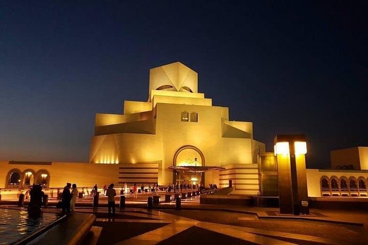 Doha Complete City Tour — Souq Waqif, Corniche, The Pearl & Katara photo 3
