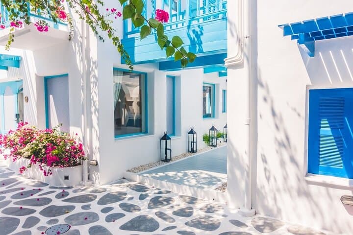 Santorini Caldera Cruise: Volcano Hike, Hot Springs & Oia Sunset photo 4
