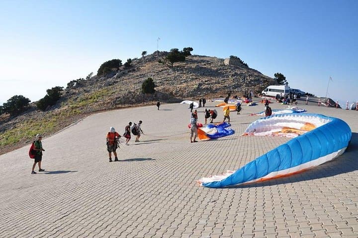 Soar Over Oludeniz: Tandem Paragliding from Babadag in Fethiye photo 2
