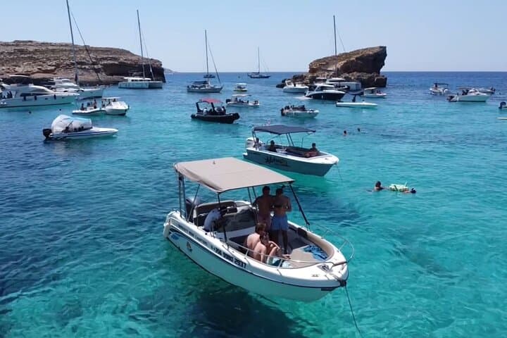 Private Comino Boat Tour: Blue Lagoon, Crystal Lagoon & Sea Caves photo 6