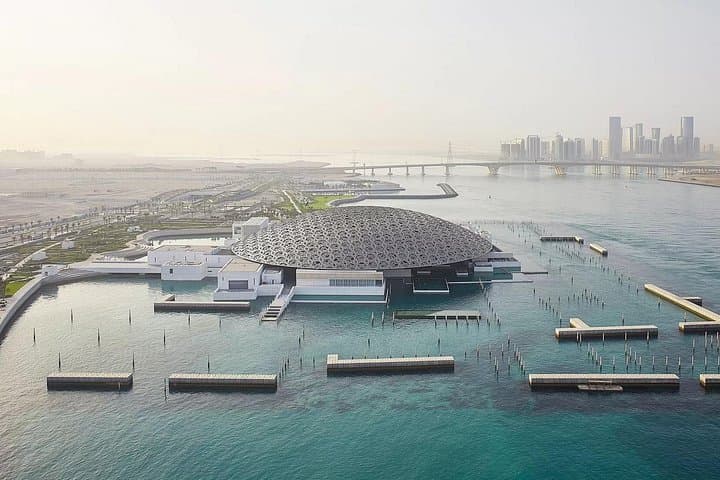 Skip-the-Line Louvre Abu Dhabi Tickets — Rain of Light & Global Galleries photo 3