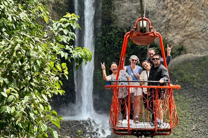 Baños Full-Day Adventure from Quito: Swing at the End of the World & Devil's Cauldron