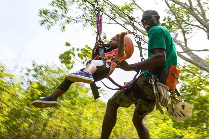 Pura Vida Combo: Waterfall Rappel, Zipline & Tractor Safari near Jaco photo 4
