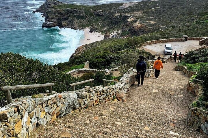 3-Day Cape Town: Cape Peninsula, Robben Island & Winelands Tour photo 5