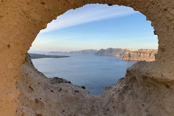 Explore Santorini Stress-Free: Private Highlights Guided Tour photo 3