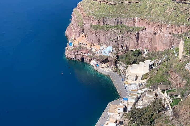 Explore Santorini Stress-Free: Private Highlights Guided Tour photo 4