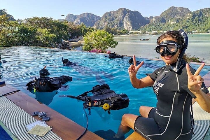 PADI Open Water Course on Phi Phi: Learn to Dive Among Turtles & Reefs