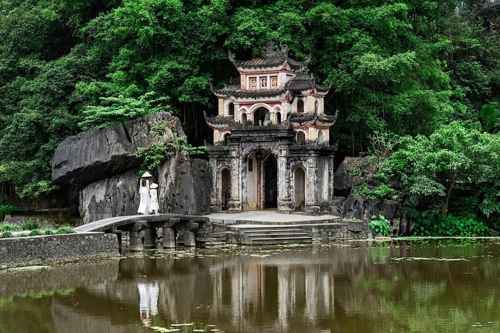 Private Ninh Binh Day Trip from Hanoi — Trang An, Bich Dong & Mua Caves photo 4