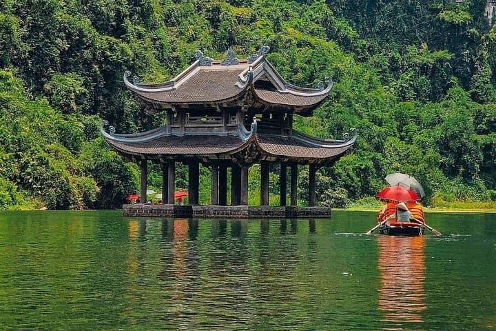 Private Ninh Binh Day Trip: Trang An Boat Ride, Bich Dong Pagoda & Local Village photo 2