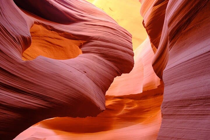 Antelope Canyon & Horseshoe Bend Day Tour from Las Vegas — Guided Golden Hour Slot Canyon Experience photo 4